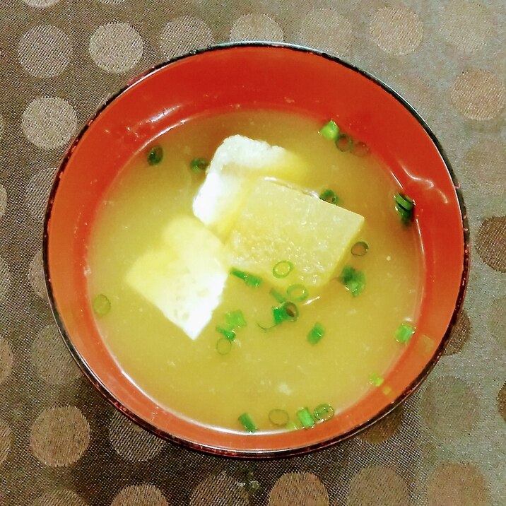 豆腐と冬瓜の味噌汁